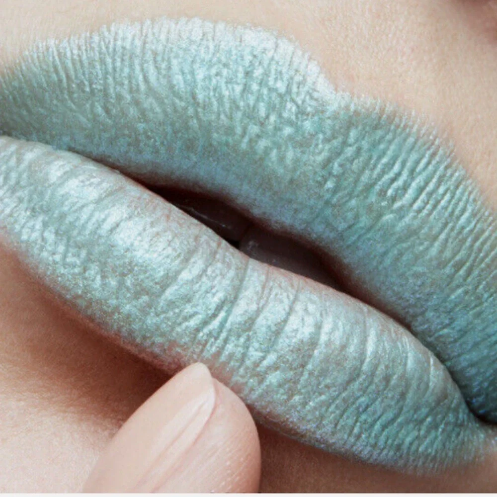 ๐ SOFT HINT a MAC FROST LIPSTICK. ** NEW IN THE BOX. FULL SIZE. - Picture 3 of 11